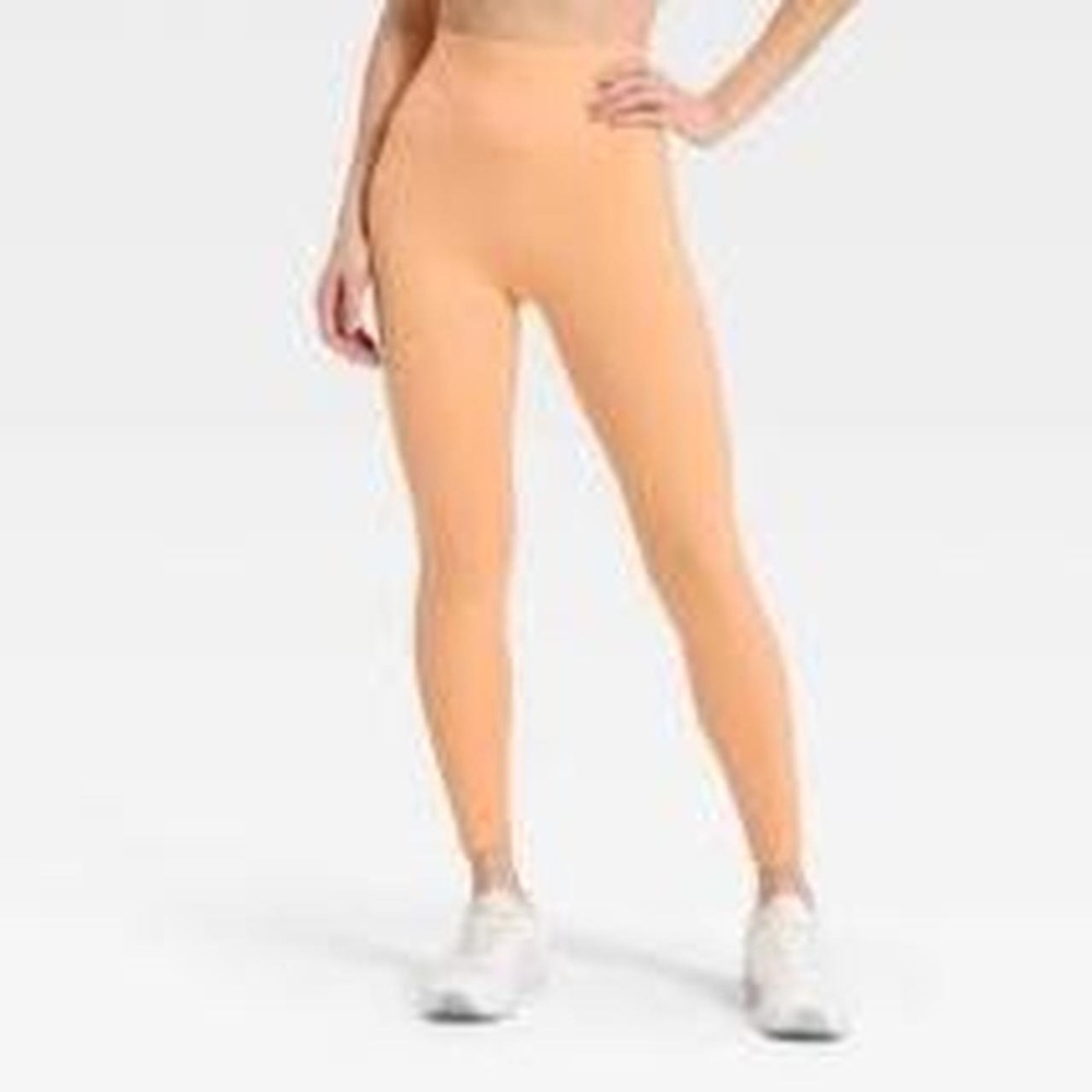 All in Motion Women's Peach Super Flex Ultra High Rise Pocketed Leggings